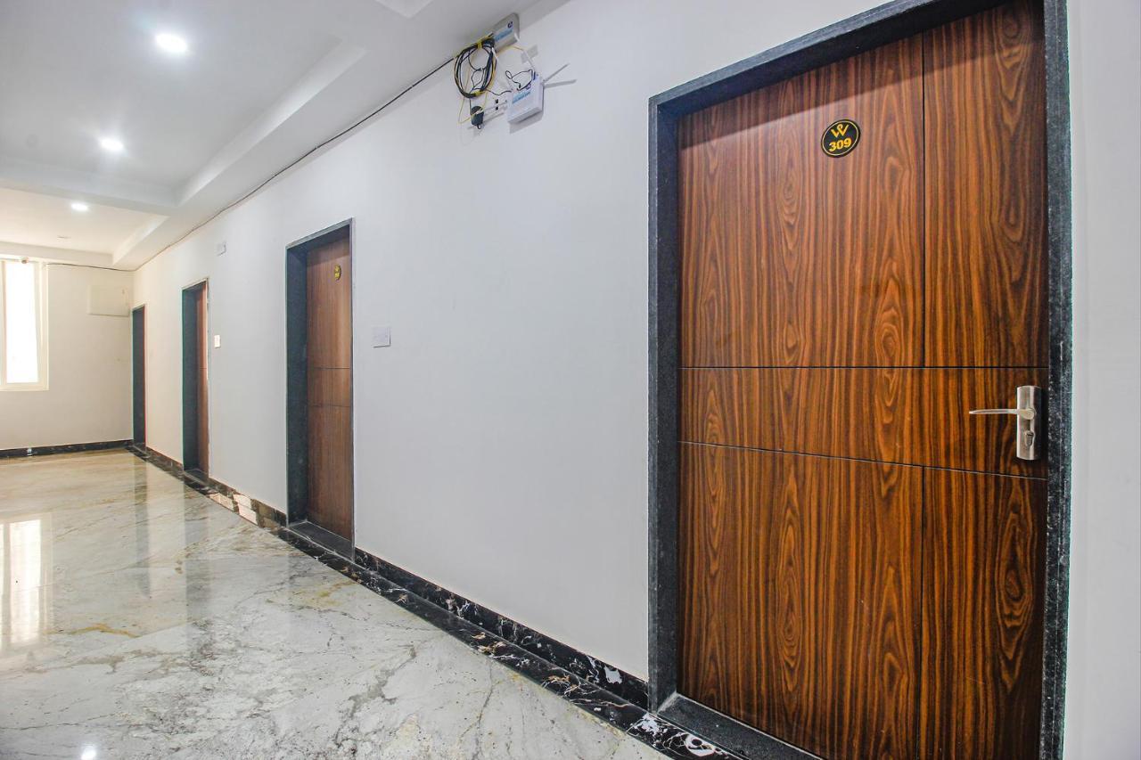 Fabhotel W Grand Suites - Nr Lanco Hills, Manikonda Hyderabad Exterior foto